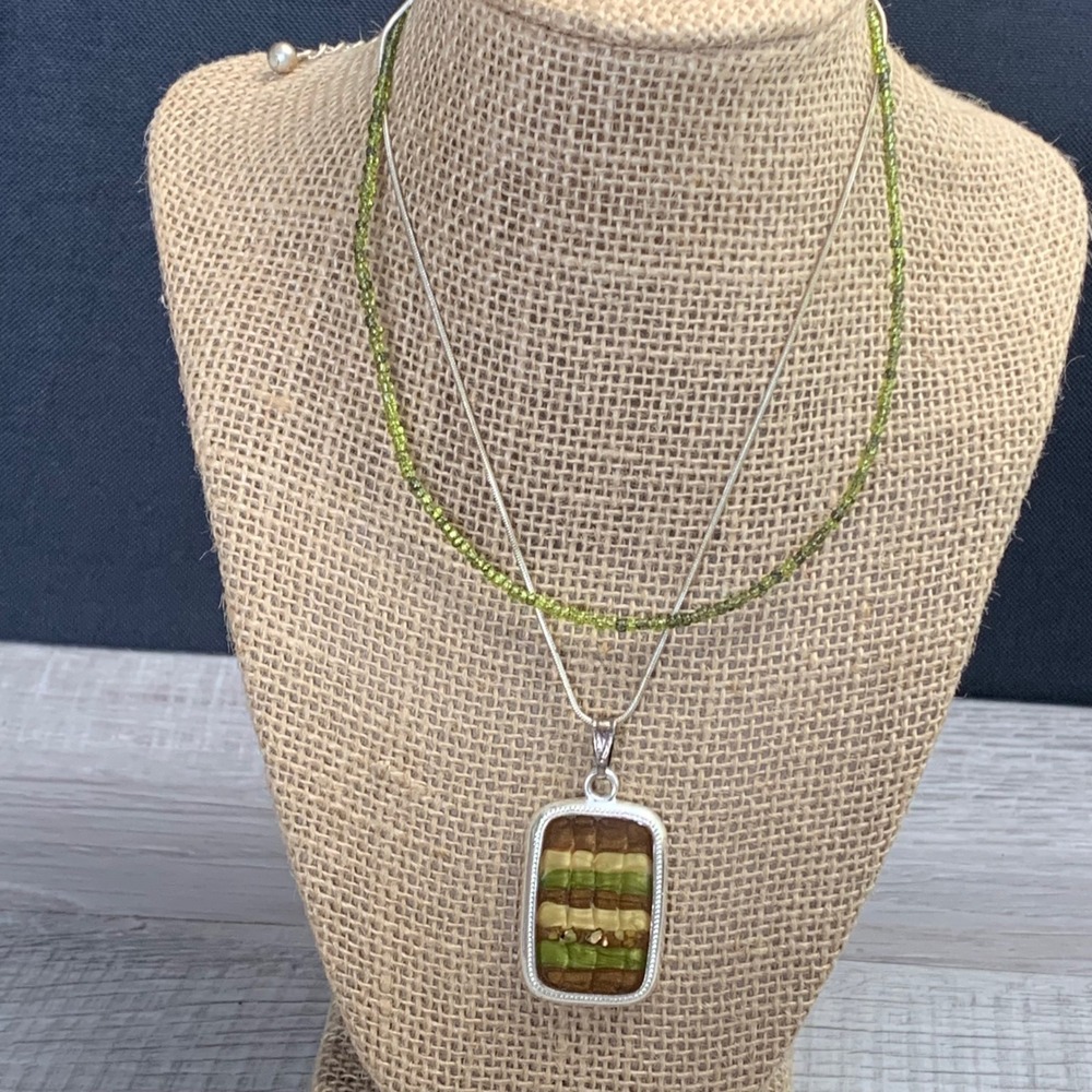 Double Strand Green Seed Bead Snake Chain Resin Striped Pendant Necklace 16in